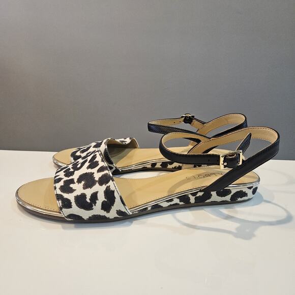 Talbots Ankle Adjustable Strap Animal Print Size 8.5M Open Toe Flat Sandals - Picture 5 of 9